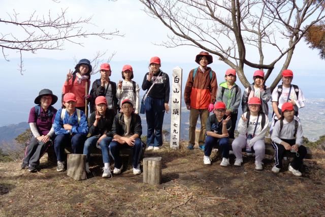 地元の山にアタック！水之上小学校の児童が白山登山