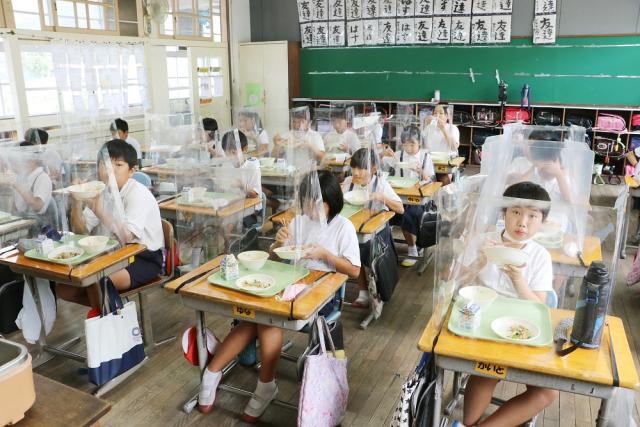 ふるさと納税の寄附者様から垂水市の児童生徒へ美味しい給食のプレゼント！