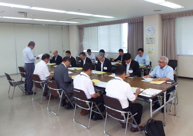 平成28年7月22日（木曜日）大隅河川国道事務所で要望活動を行っている様子