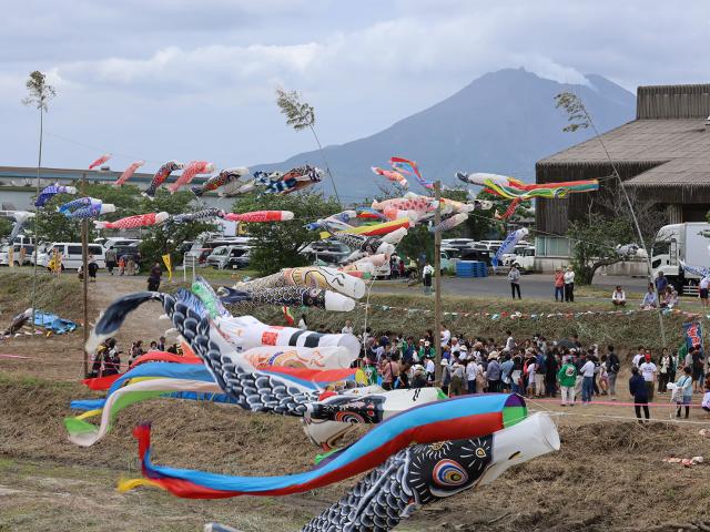 子どもの日を祝って、ふるさとの楽しい思い出づくり第31回本城川かわ祭りが5年ぶりに開催！