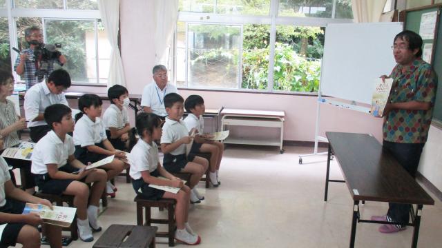 松ケ崎小学校で近代化産業遺産・世界文化遺産を学ぶ出前授業