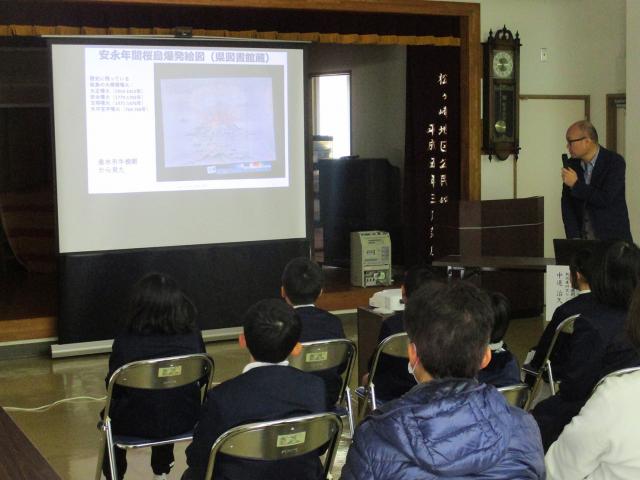 松ケ崎小学校で桜島火山爆発総合防災訓練・防災講演会