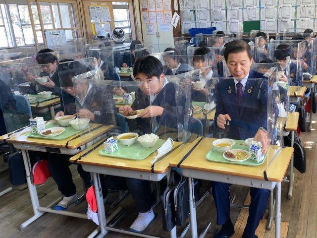 令和4年1月21日（金曜日）かごしま美味深海出前授業2